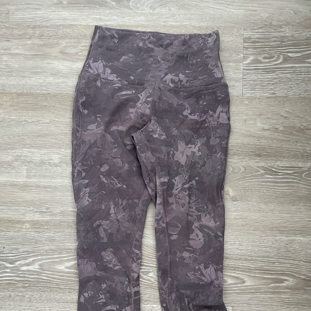 Lululemon cropped align leggings size 4